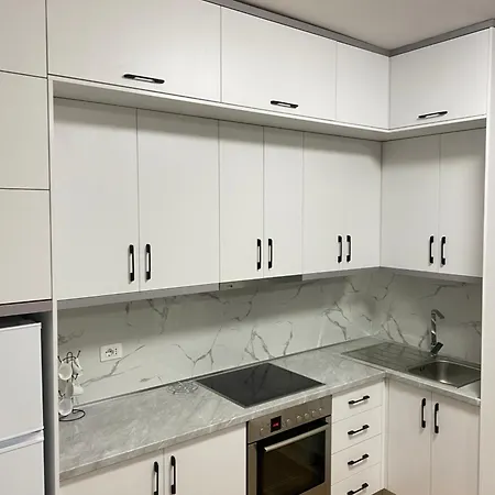 Kurti ,golem Appartement *
