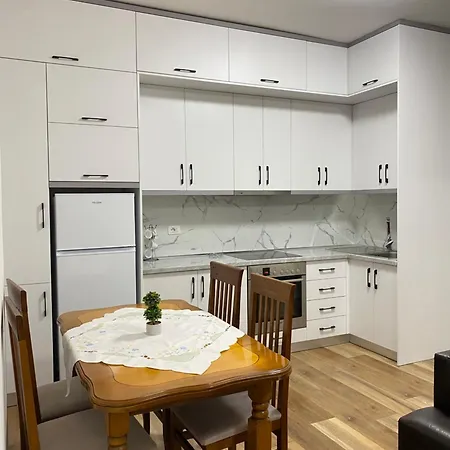 Appartement Kurti ,golem Golem (Tirana)