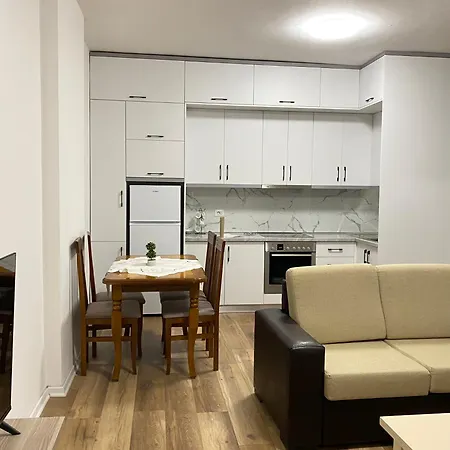 Appartement Kurti ,golem Golem (Tirana)