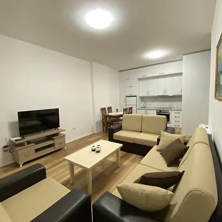 Kurti ,golem Appartement